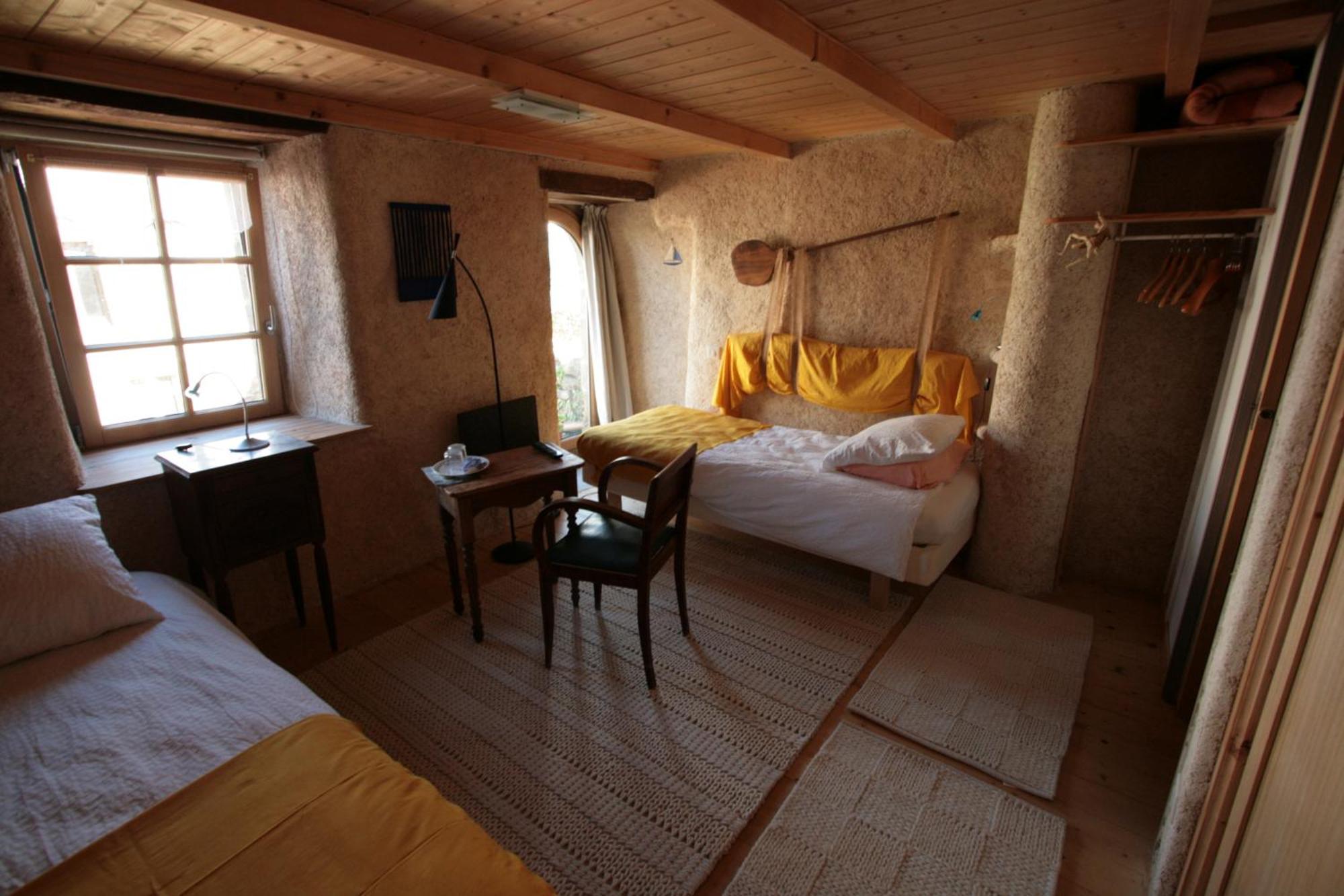 Le Magasin A Sel Bed & Breakfast Crozon Eksteriør bilde